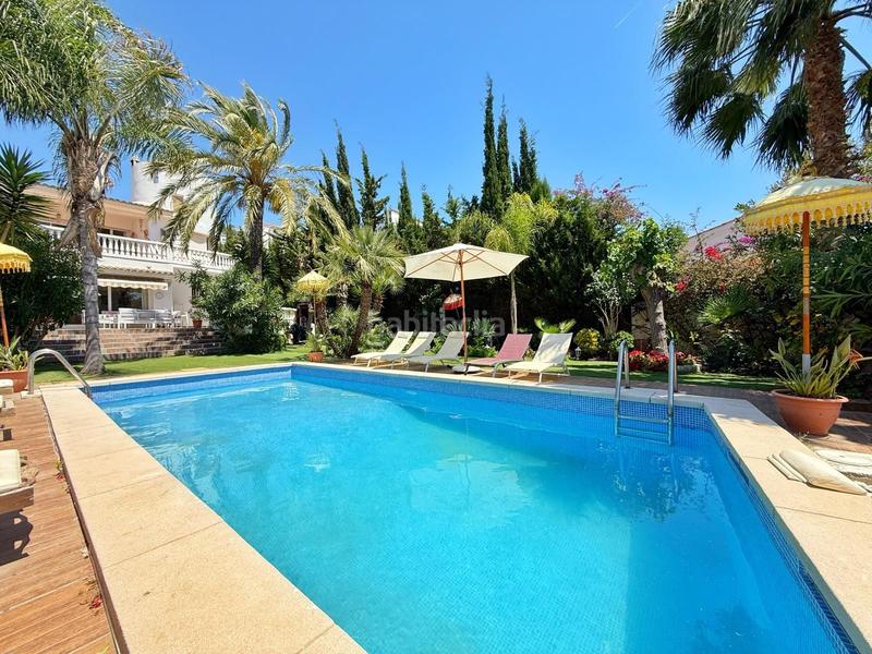 Foto 496e4852-6e26-4d8f-b99b-c910c03356c6. Casa amb calefacció piscina a Levantina - Montgavina - Quintmar Sitges