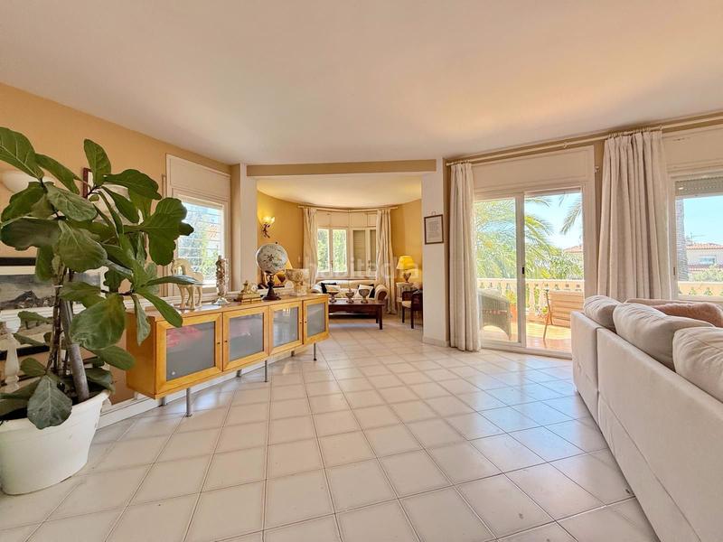 Foto 63584e08-70c6-4b9a-a678-97387040442f. Casa amb calefacció piscina a Levantina - Montgavina - Quintmar Sitges