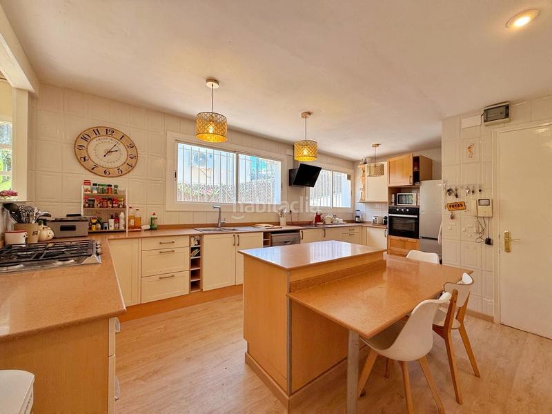 Foto acbe0996-53a8-431a-8aba-ff8da512d1e9. Casa amb calefacció piscina a Levantina - Montgavina - Quintmar Sitges