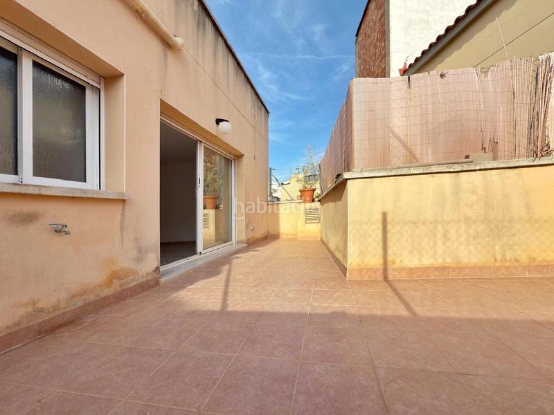 Foto 1b974cf3-0b1b-4582-ba46-7e2234de7b51. Dúplex  en venta centro pueblo en el castell de Cubelles Cubelles