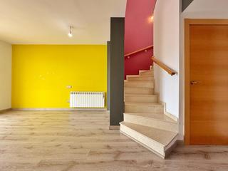 Duplex à Les Roquetes. Dúplex en venta en les roquetes  sant pere de ribes