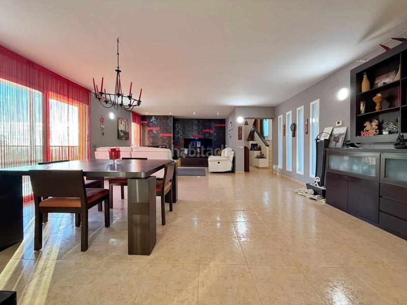 Foto 3ddf1852-6ee2-4c80-83b0-d3befbbc1ee5. Maison avec chauffage piscine dans Canyelles