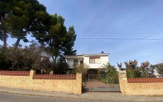 Maison à Masquefa. Un hogar con vistas a las montañas de montserrat