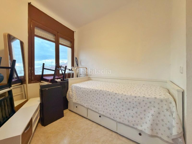 Foto d1ea2ea5-ffd1-48c2-a7ce-8932718cd1a5. Pis a el castell de Cubelles Cubelles