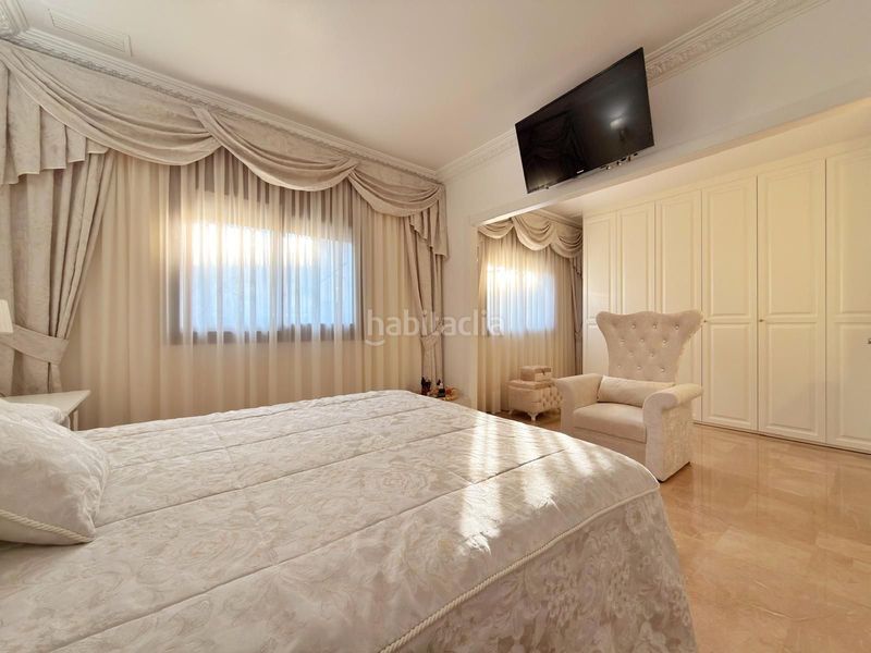 Foto 2b17025a-f509-4443-9730-398ce10eceb8. Casa amb calefacció a Passeig Maragall Gavà