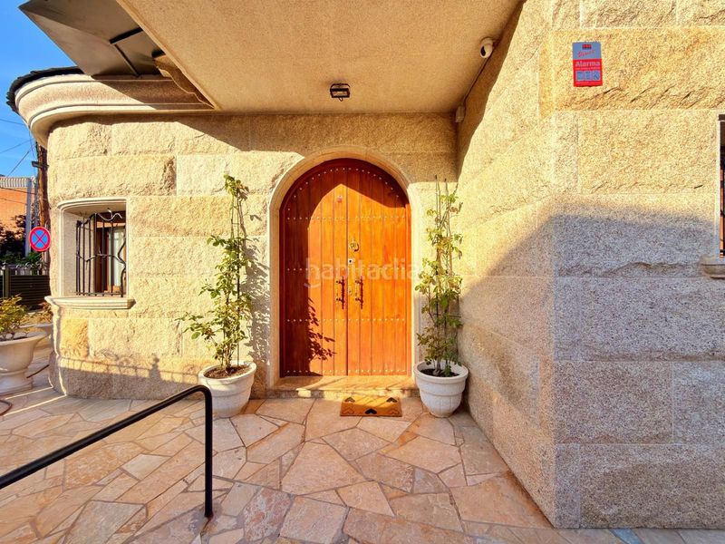 Foto 758e0871-ca55-402d-98ce-05cd00618f1c. Casa amb calefacció a Passeig Maragall Gavà