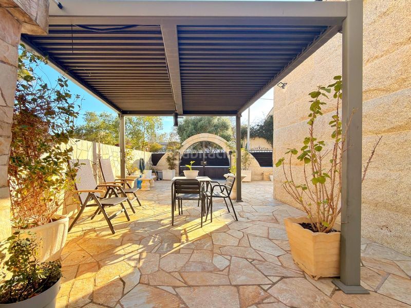 Foto b56e7f74-627f-485b-8a78-1e329ecbe22f. Casa amb calefacció a Passeig Maragall Gavà