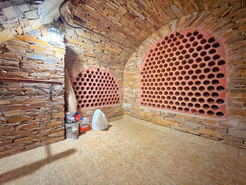 Foto d81faa1b-5161-4c6d-aecf-1440d485e778. Casa amb calefacció a Passeig Maragall Gavà