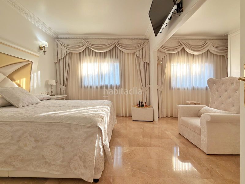Foto eac2247e-6e56-4845-9a6b-49b110fb7a5f. Casa amb calefacció a Passeig Maragall Gavà