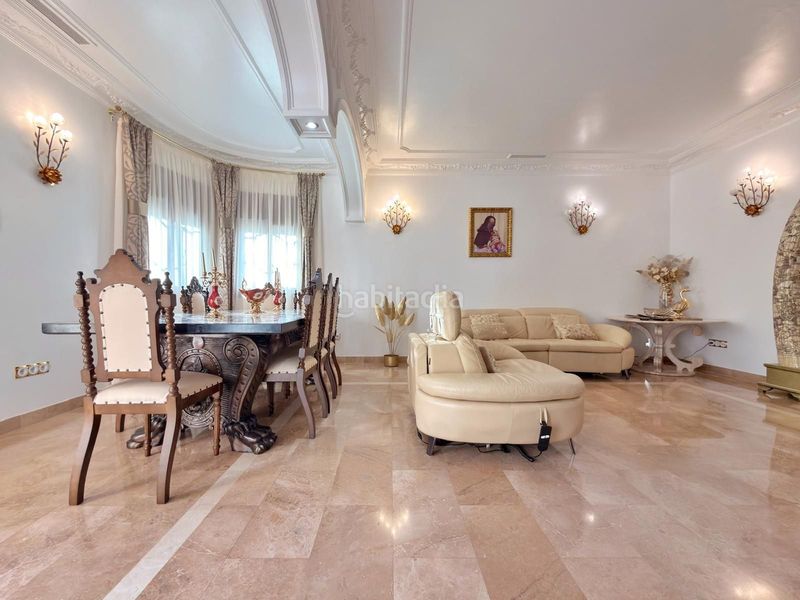 Foto ffaceec1-37f9-4335-80d6-4ea0248155f0. Casa amb calefacció a Passeig Maragall Gavà