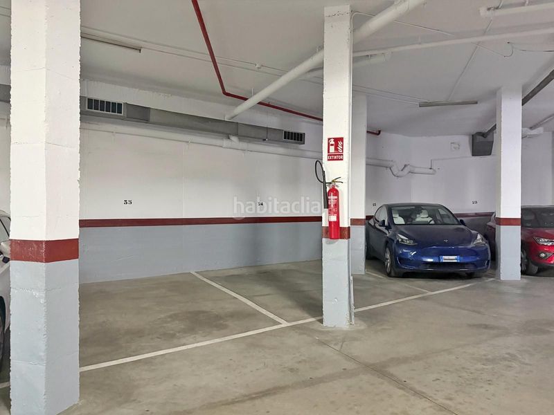 Foto 00d0ab3d-770e-4928-aca2-ccca74681e2e. Aparcament cotxe a Can Clota Esplugues de Llobregat