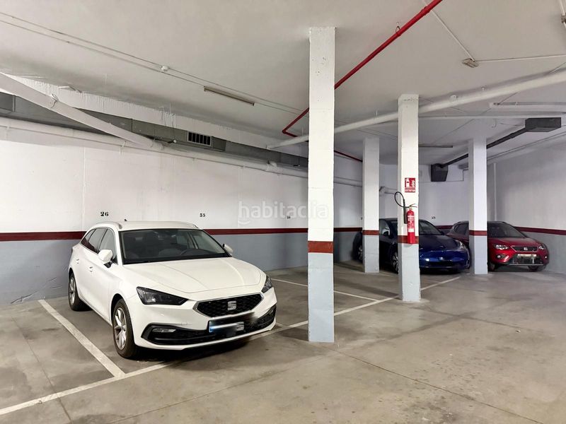 Foto 6c0bb290-a1ac-4810-adb3-3740ece2e585. Aparcament cotxe a Can Clota Esplugues de Llobregat