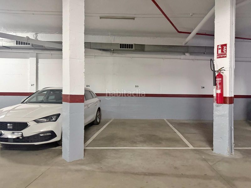 Foto e3971e38-439d-4f58-bacc-494d5a40675b. Aparcament cotxe a Can Clota Esplugues de Llobregat