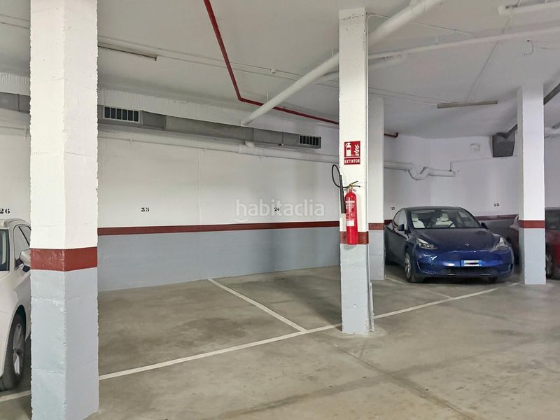 Foto f89bd453-2127-48fc-a084-049157da77a8. Aparcament cotxe a Can Clota Esplugues de Llobregat