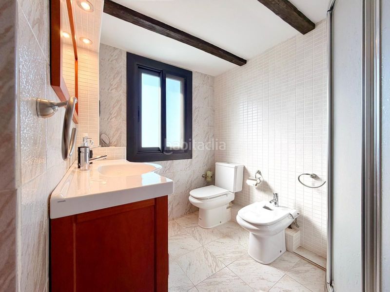 Foto 07220f92-83a7-4094-9f9c-2da844b49379. Casa amb piscina a Canyelles