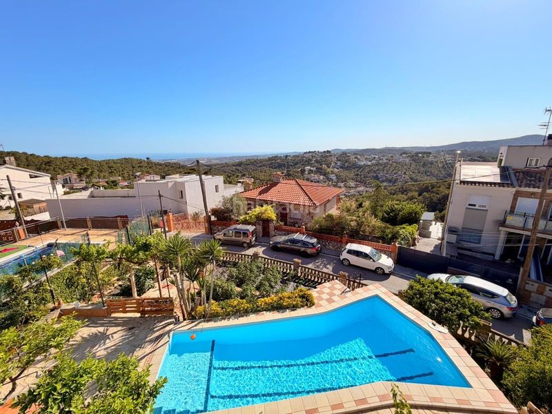 Foto 4e699026-c9cc-4c2c-a71a-b3661a1085ee. Casa amb piscina a Canyelles