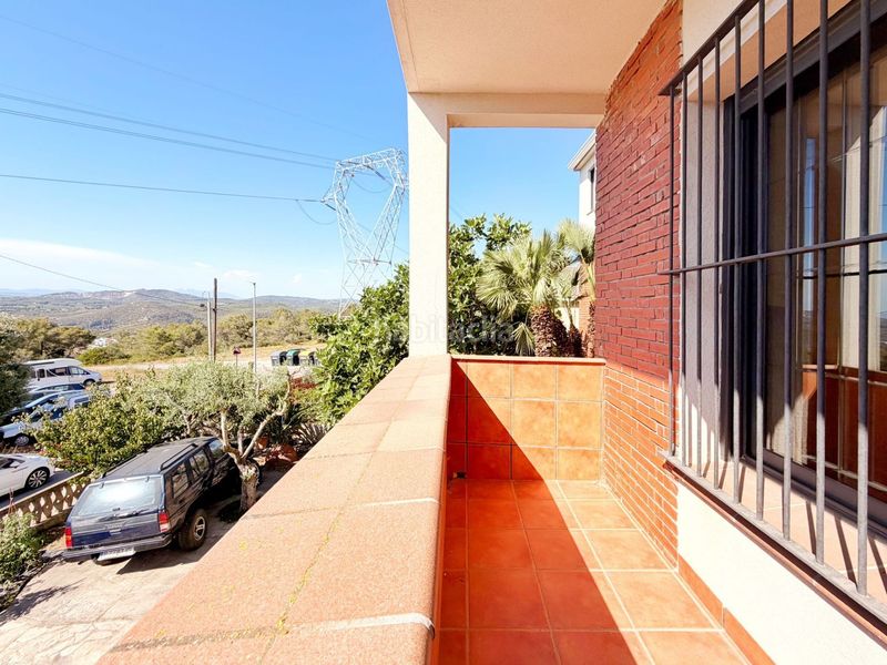 Foto 85b6fdba-6271-4fbc-a8a9-93e9184c596a. Casa amb piscina a Canyelles