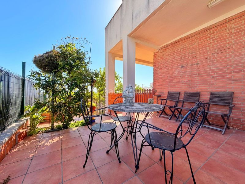 Foto 90580bbc-59dd-48be-8436-0e81fa95b176. Casa amb piscina a Canyelles