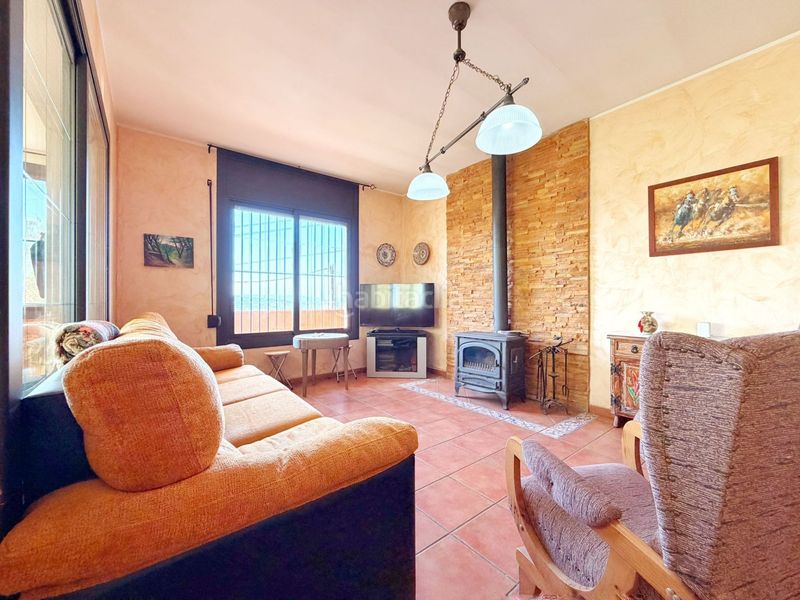 Foto b4a92b3c-2151-4e6b-90ed-8b3d82ee9fcb. Casa amb piscina a Canyelles