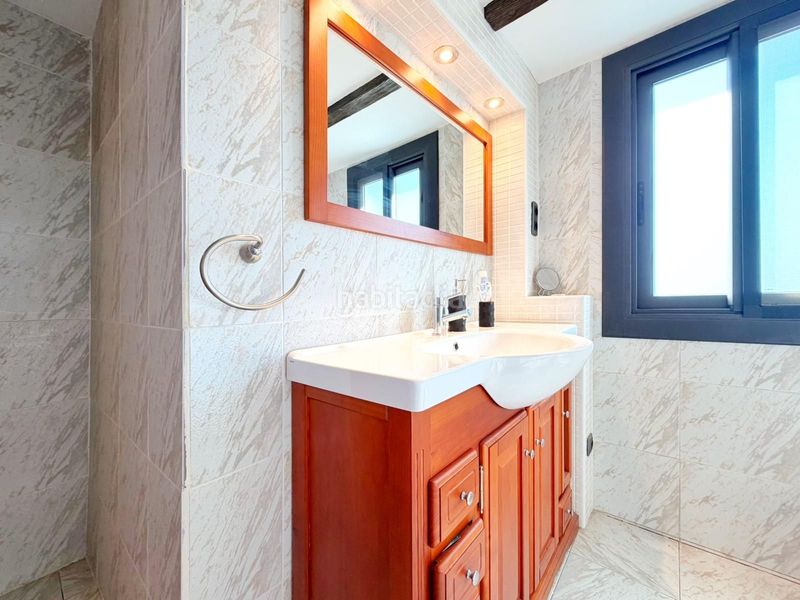 Foto debe9c0a-e3ca-4a82-80d9-1688a0d8aa7c. Casa amb piscina a Canyelles