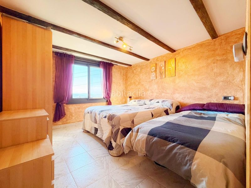 Foto df31bdfb-a218-469c-b160-f322f4c007e2. Casa amb piscina a Canyelles