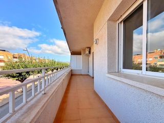 Flat in Santa Maria-l´Eixample-Sud Sumella. Piso en venta en cubelles  rambla pau casals