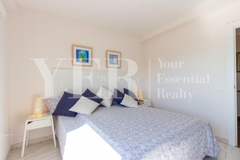 Foto 2c38ace1-9541-4cf8-abec-e0384feec610. Piso en calle del curricán 27 vistas de ensueño en cabo huertas en Alicante