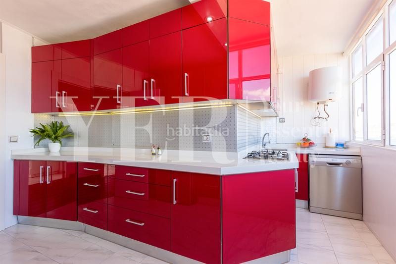 Foto 7b05b0b4-1b31-4e77-af99-03349445a93c. Piso en calle del curricán 27 vistas de ensueño en cabo huertas en Alicante