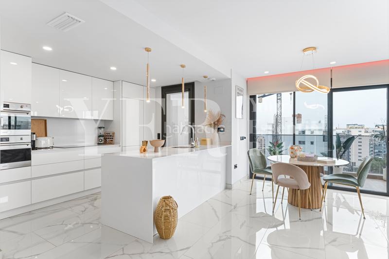 Foto 0171d689-3f96-4017-af8c-a05bbc11937d. Dachwohnung in periodista tirso marín 4 in PAU 5 Alicante