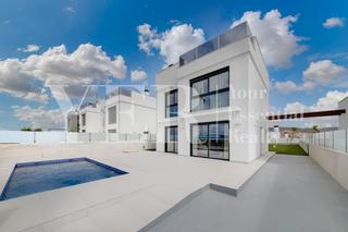 Xalet a Del llentiscle 2. Villas unifamiliares con vistas panorámicas al mediterráneo