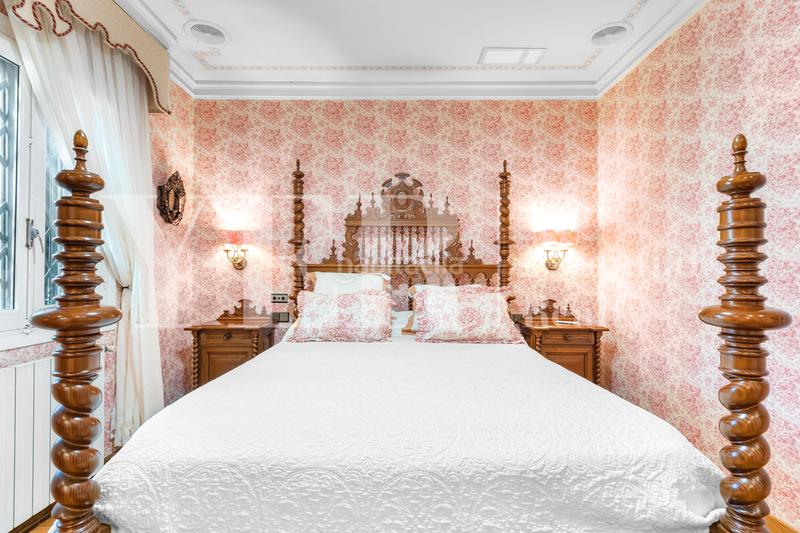 Foto c7ad563a-7b1e-4317-aca1-11fd16efe65f. Chalet con camino riscaldamento parcheggio piscina in Elche / Elx