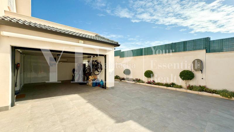 Foto 2ac9709f-999b-4c71-b839-8d9a3bc02998. Chalet en carrer lo gat 40 en Bellavista-Capiscol-Frank Espinós San Juan de Alicante