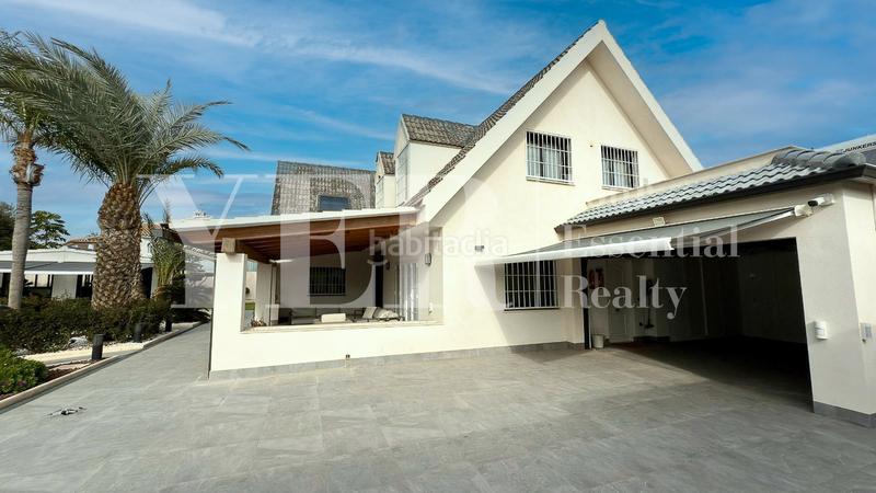Foto aada6e14-4853-4b4f-89e1-048af605d796. Chalet en carrer lo gat 40 en Bellavista-Capiscol-Frank Espinós San Juan de Alicante