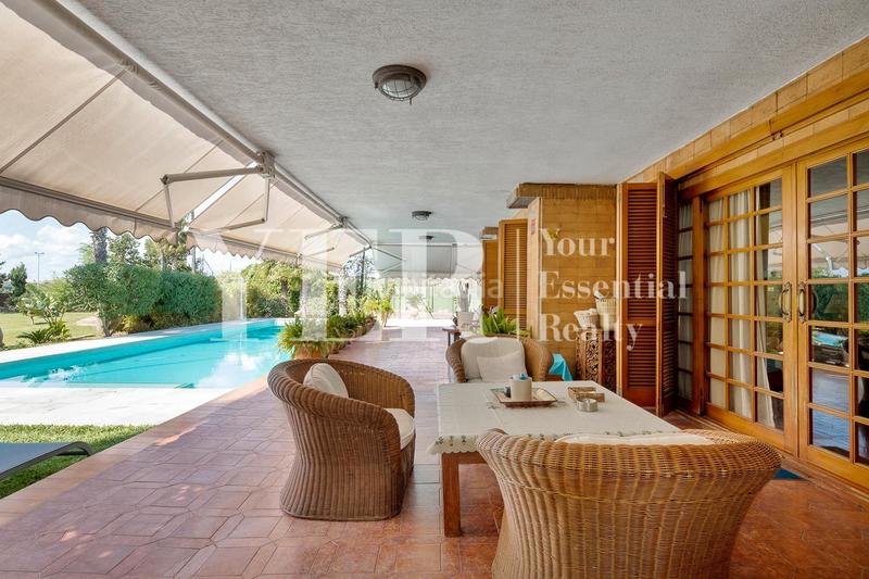 Foto 8fec7447-6030-463d-b9ff-d42827a1886d. Casa amb piscina a Santa Faz Alicante