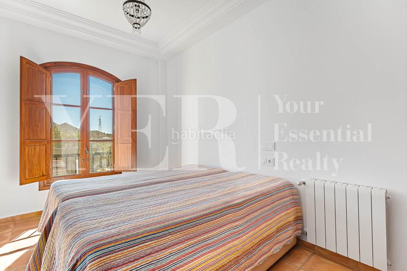 Foto 2c5d839d-5b3e-4205-85fe-064a5acd15c0. Chalet en Busot