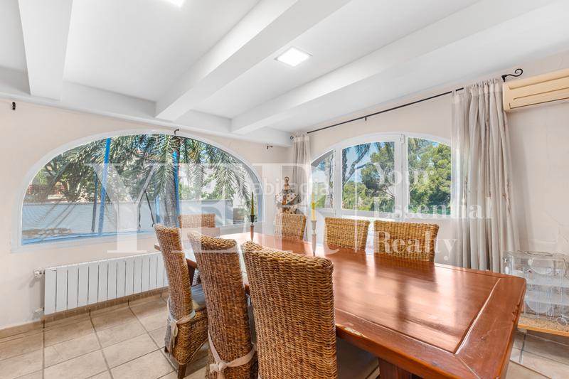 Foto 261c306f-2823-4f08-9f5a-73a7ec40c65f. Chalet con piscina in Mascarat Altea