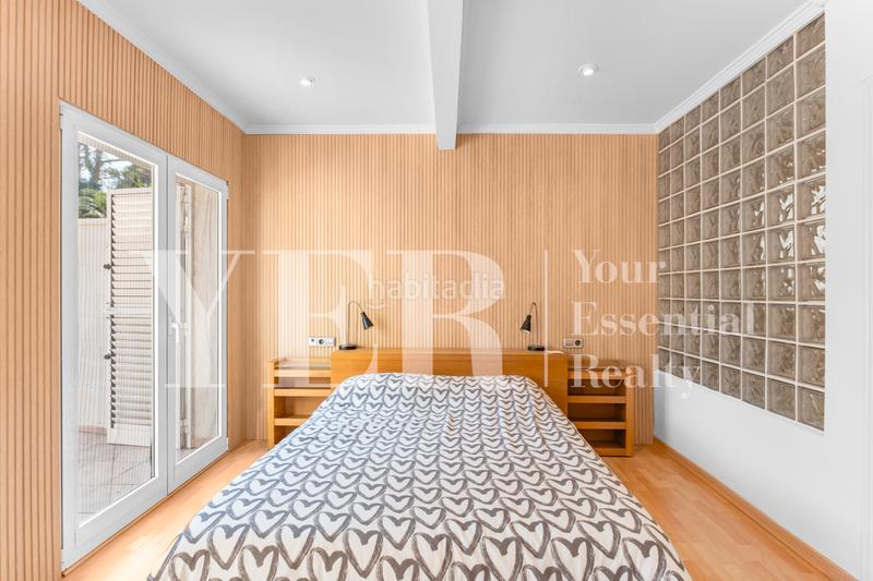 Foto 27459f04-480f-425c-9f64-e0bce89d159e. Chalet con piscina in Mascarat Altea