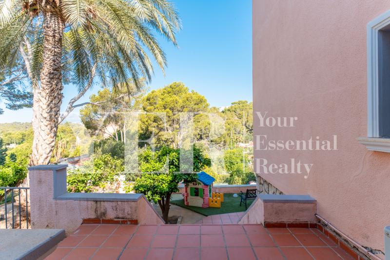 Foto 61193891-7256-4b7d-8940-7eb19c5b31a1. Chalet con piscina in Mascarat Altea