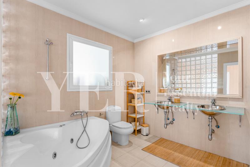 Foto 7c8722a7-6230-4d84-822d-937f8af4f1ae. Chalet con piscina in Mascarat Altea