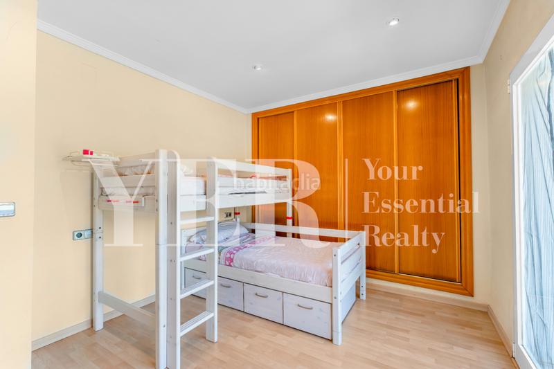 Foto a23a44f4-9406-42e3-8d3f-d8b5728133fe. Chalet con piscina in Mascarat Altea