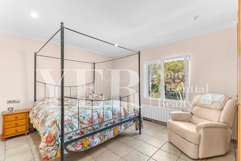 Foto a8002bee-c3f3-4cd1-9af3-92bd7c906c49. Chalet con piscina in Mascarat Altea