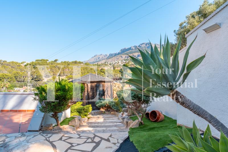 Foto dd7b2807-9be8-4c59-82ce-9a7922ece607. Chalet con piscina in Mascarat Altea