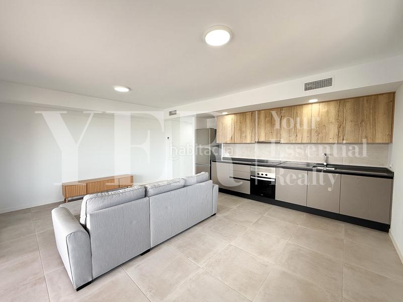 Foto d2b011fb-7689-47f2-8296-4f2e8c5eefe7. Piso en calle del torero vicente blau “el tino” 3 piso en venta en el corazón del PAU 5 "mariola sun" en Alicante