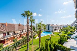 Ático  Calle polín laporta. Ático de ensueño con vistas al mar y al golf