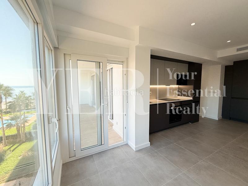 Foto 9a7ebc11-47a7-42b0-ba8c-acdd8c285608. Pis a avenida jaime i el conquistador 144 a Playa Muchavista Campello (el)