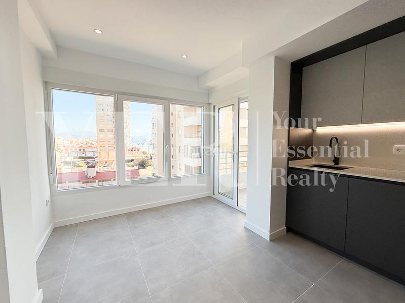 Foto cd5e02c4-ed06-49b4-af19-5f6e4197a7e2. Pis a avenida jaime i el conquistador 144 a Playa Muchavista Campello (el)