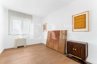 Rent Flat  Avenida de ramón y cajal. Alquiler piso de lujo en explanada