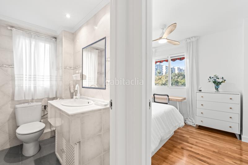 Foto f82d4fb5-00ba-4497-b345-6808a5cca4c9. Appartamento in avenida de holanda 17 in Playa de San Juan Alicante