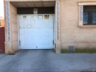Aparcament cotxe en Calle va augusta 2. Garaje en venta en meliana