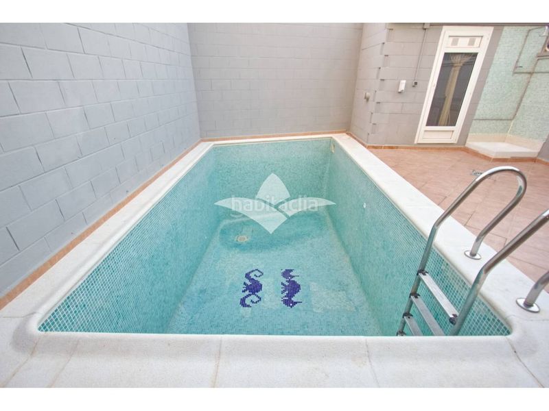 Foto c37e0afa-a9d0-454f-98bc-a1e33fd260af. Casa amb calefacció aparcament piscina a Meliana